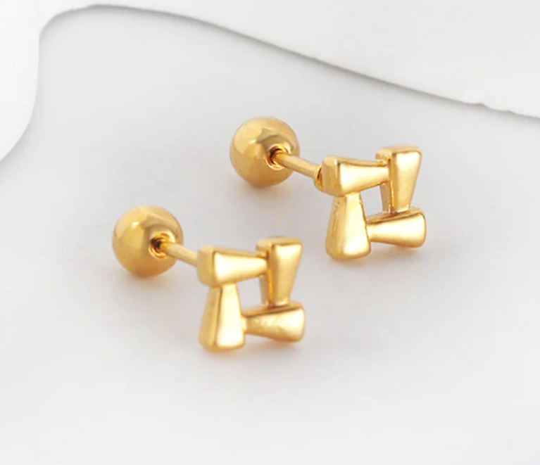 ES3 Gold Square stud earrings