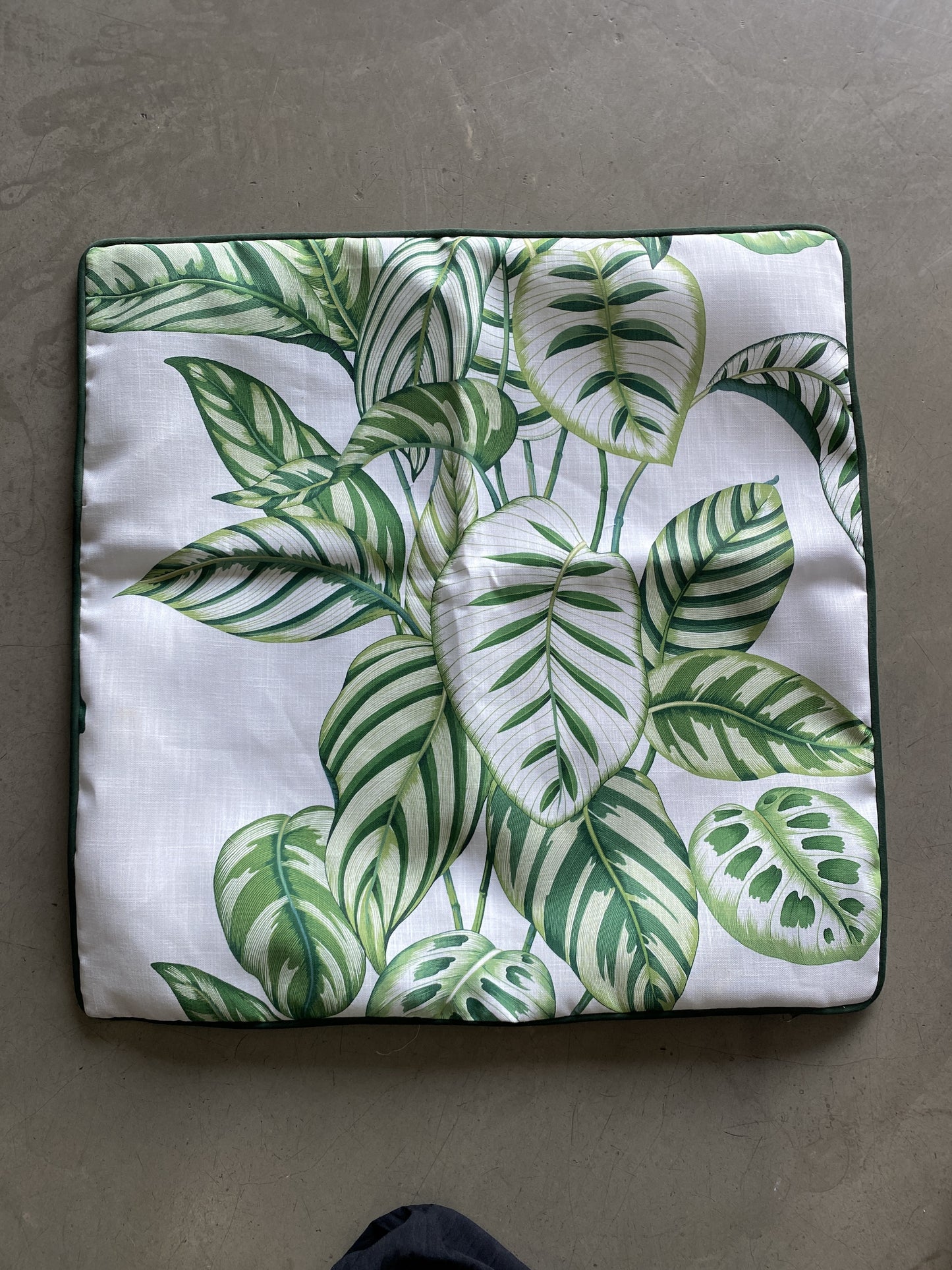 Green Willow Cushion cover with Green Piping